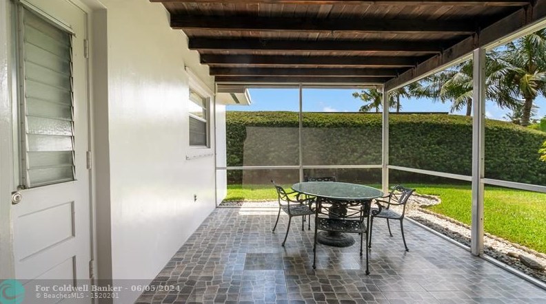 8480 17 Ct, Hollywood FL exterior