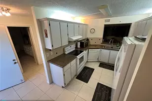 9260 SW 14th St, Boca Raton, FL 33428 - Photo 12