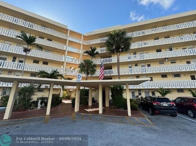 2980 Point E Dr #d201, Miami, FL 33160