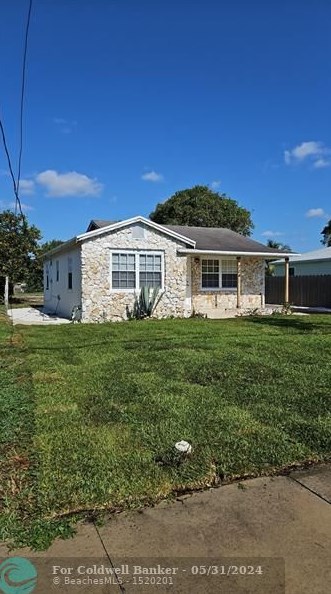 224 5th Ave, Delray Beach, FL 33483-5207