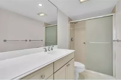 521 N Riverside Dr, Unit #1004, Pompano Beach, FL 33062 - Photo 10