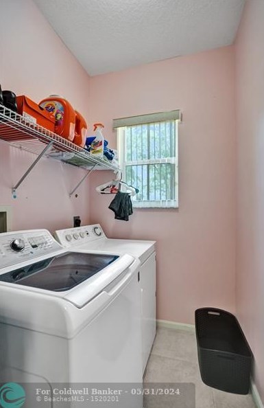 19390 29 Ct, Hollywood FL 33029-2473 exterior