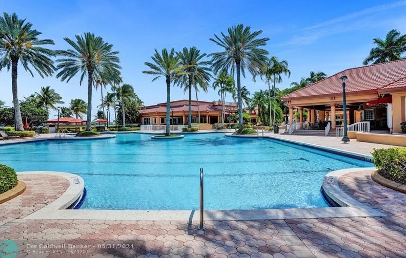 19390 29 Ct, Hollywood FL 33029-2473 exterior