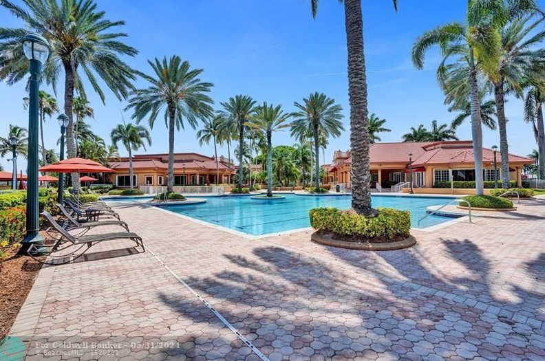 19390 29 Ct, Hollywood FL 33029-2473 exterior