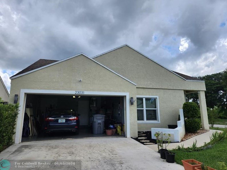23031 Floralwood Ln, Boca Raton, FL 33433-7992