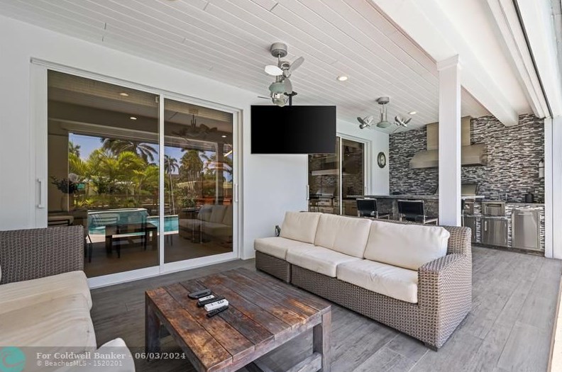 760 72 St, Boca Raton FL 33487-2438 exterior