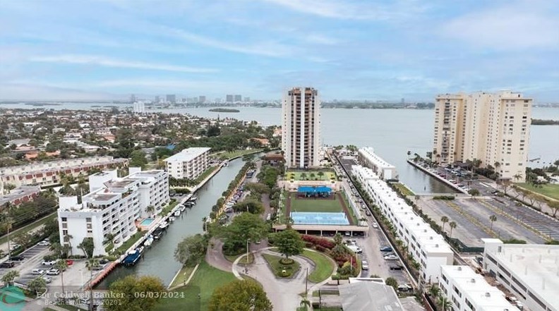 1800 114th St, Miami FL 33167-3520 exterior