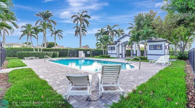4952 129th Ter, Hollywood, FL 33027-5509