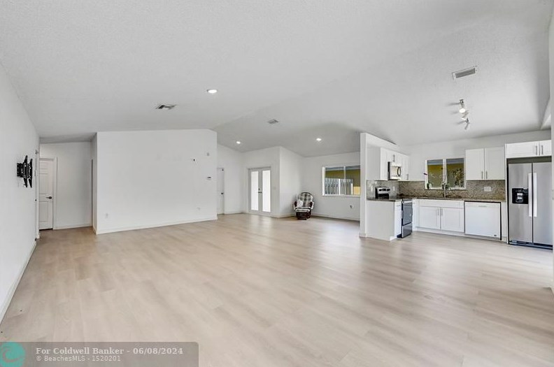 10011 9th Ct, Hollywood, FL 33025-0900