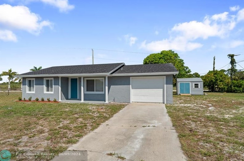 106 Hilton Dr, Fort Pierce, FL 34946-7107