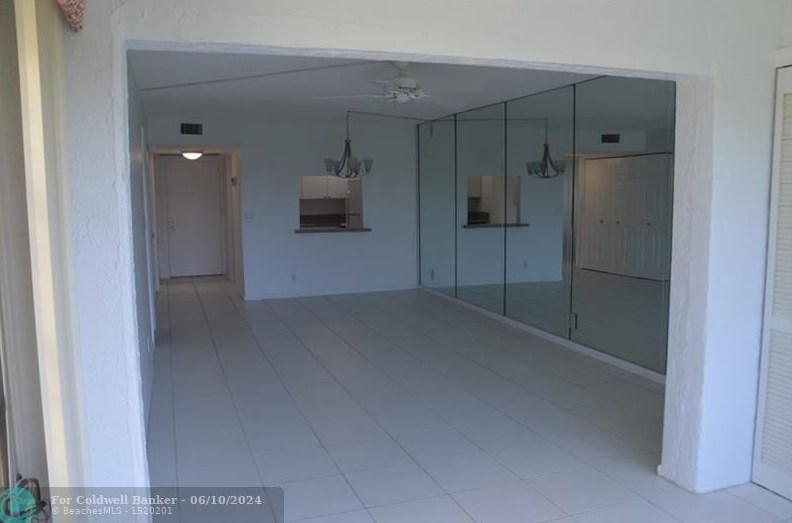 9273 Sw 8th St Apt 320, Boca Raton, FL 33428