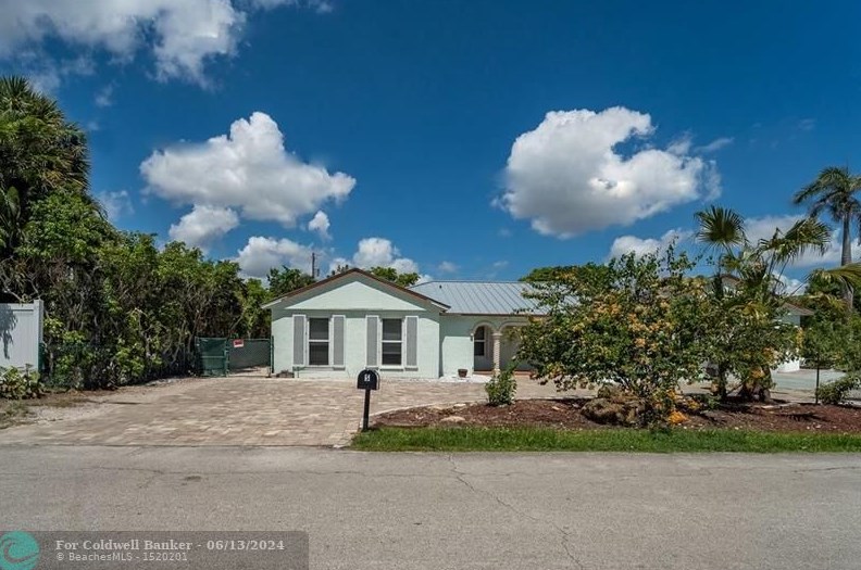 2320 Spanish Trail, Delray Beach, FL 33483