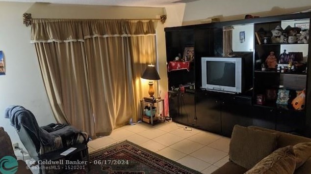 604 Nw 13th St Apt 25, Boca Raton, FL 33486