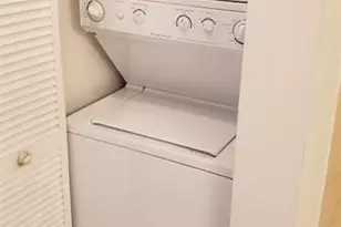 1750 N Bayshore Dr, Miami, FL 33132 - Photo 8