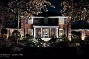 310 Woodland Dr, Jacksonville, NC 28540 - Photo 2