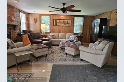 310  Woodland Drive, Jacksonville, NC 28540 - Photo 32