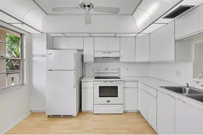 1804  Eleuthera Pt, Unit #E3, Coconut Creek, FL 33066 - Photo 4