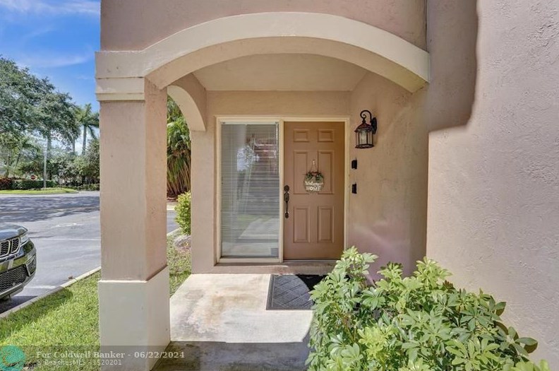 9700 Nw 24th Ct #9700, Hollywood, FL 33024