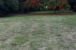 1697 E Main St, Pahokee, FL 33476 - Photo 14