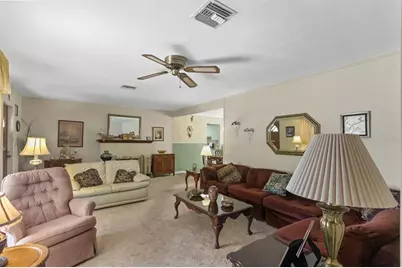 1577 NE 49th St, Oakland Park, FL 33334 - Photo 8