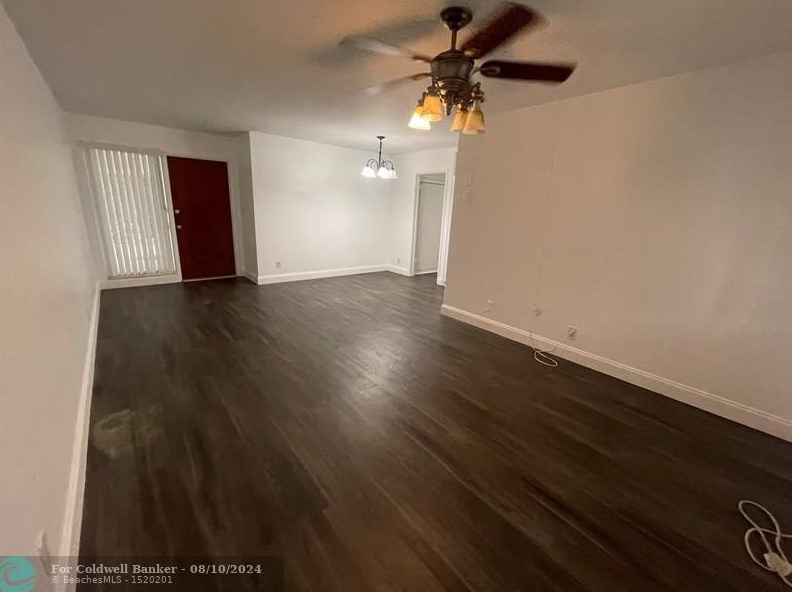 561 Ne 45th Unit #3, Boca Raton, FL 33431