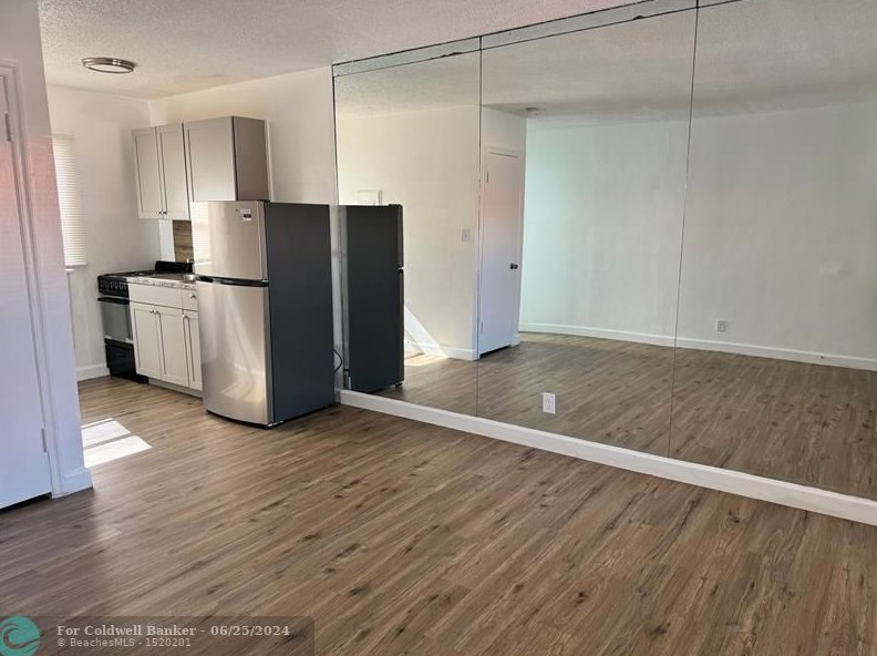 2037 Madison St #4, Hollywood, FL 33020