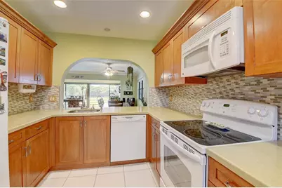 6422  Aspen Glen Cir, Unit #206, Boynton Beach, FL 33437 - Photo 14