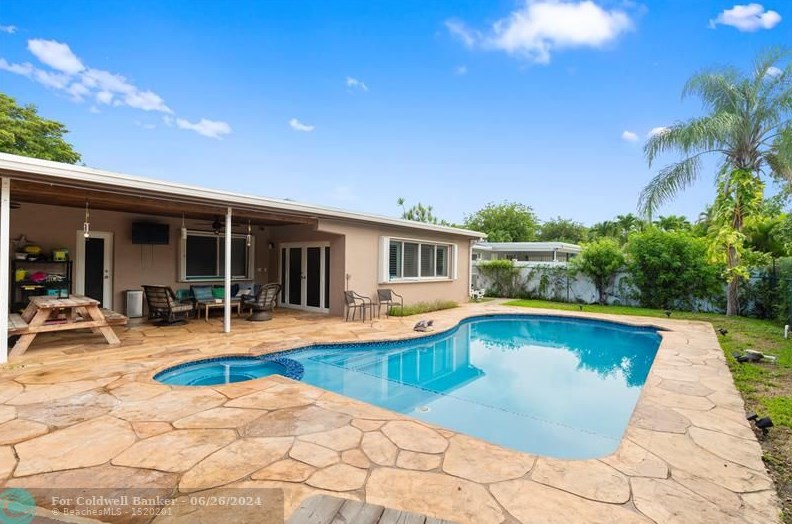 1621 Nw 115th Ave, Hollywood, FL 33026