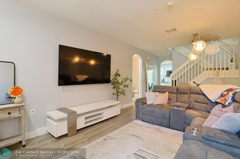 7411 Briella Dr, Boynton Beach, FL 33437