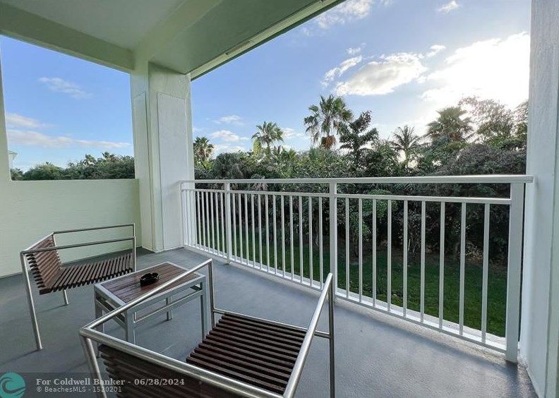 5300 87th Ave, Miami FL  33165-6737 exterior