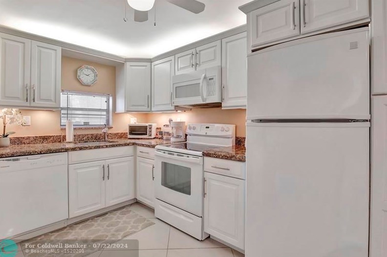 8930 S Hollybrook Blvd #201, Hollywood, FL 33025