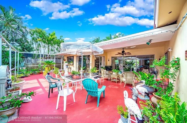 3900 68th Ave, Hollywood FL  33023-6606 exterior