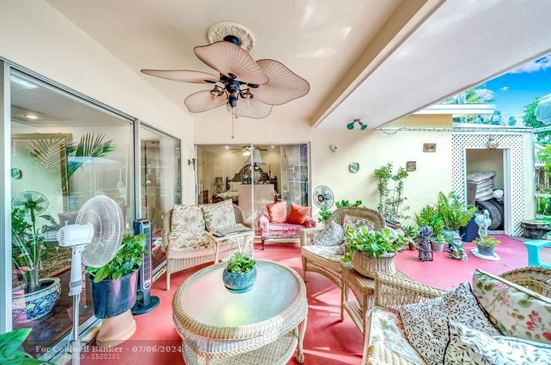 3900 68th Ave, Hollywood FL  33023-6606 exterior