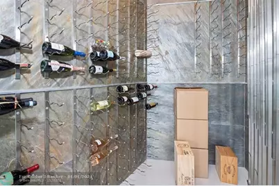 34  Minnetonka Rd, Sea Ranch Lakes, FL 33308 - Photo 18