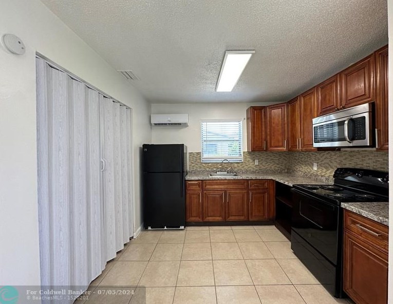 2301 Seacrest Blvd, Boynton Beach FL  33435-1708 exterior