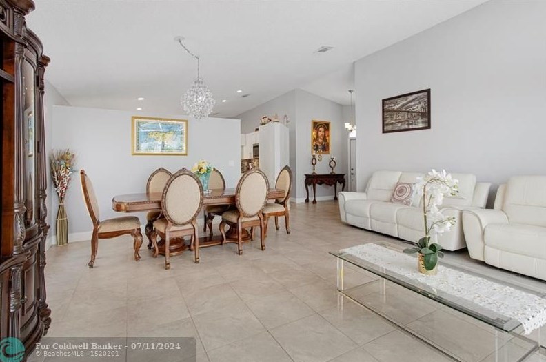 19033 12th Ct, Hollywood FL  33029-2957 exterior