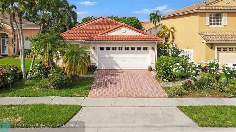 19033 12th Ct, Hollywood FL  33029-2957 exterior