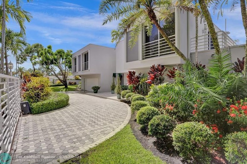 10481 126th St, Miami, FL 33176-4749