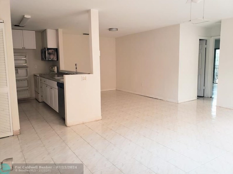 19043 Nw 45th Ave, Miami, FL 33055