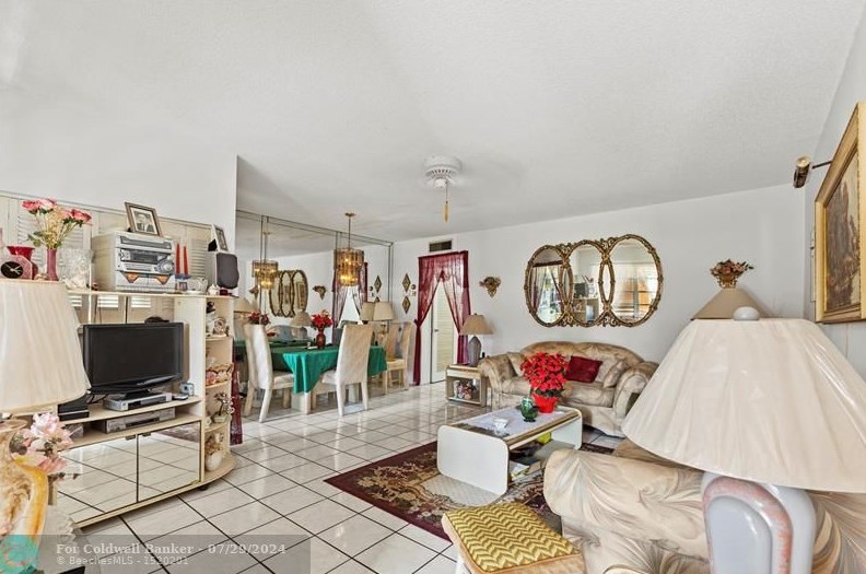5300 Washington St #p139, Hollywood, FL 33021