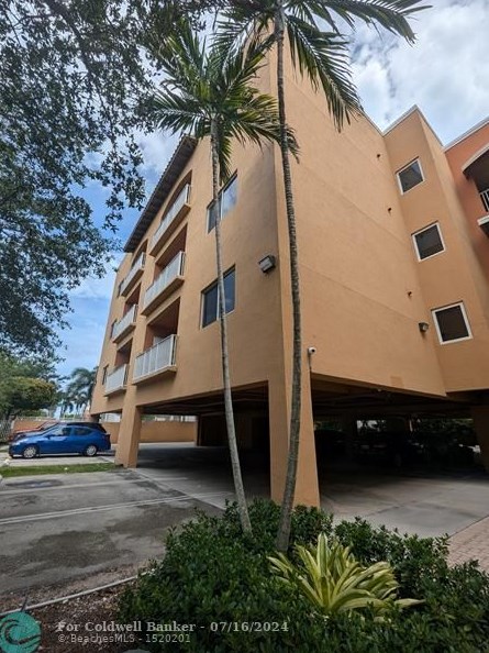 1300 Ne 109th St #301, Miami, FL 33161