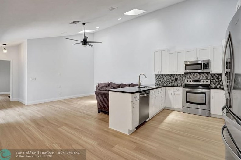 1353 Periwinkle Pl, West Palm Beach, FL 33414