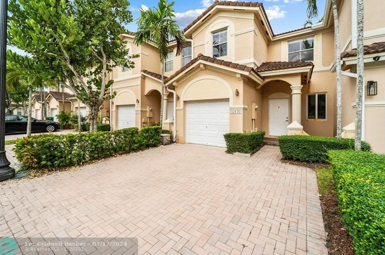 12170 124th Ct, Miami, FL 33186-5441