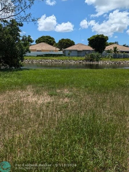 20421 Nw 20th Ave, Miami, FL 33056