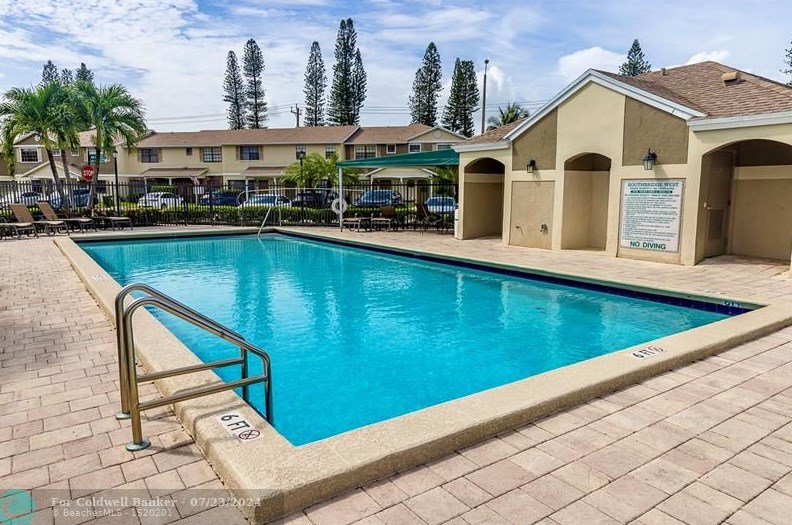 10725 11th St, Hollywood FL  33026-4009 exterior