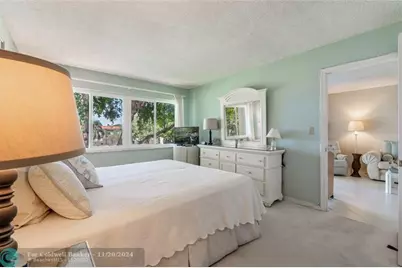 671 S Hollybrook Dr, Unit #306, Pembroke Pines, FL 33025 - Photo 12