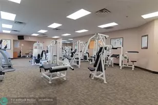 671 S Hollybrook Dr, Pembroke Pines, FL 33025 - Photo 44