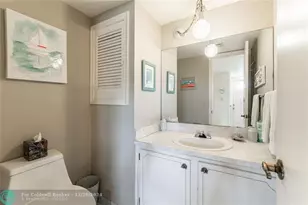 671 S Hollybrook Dr, Pembroke Pines, FL 33025 - Photo 10