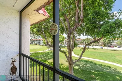 671 S Hollybrook Dr, Unit #306, Pembroke Pines, FL 33025 - Photo 16