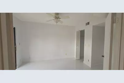 7720 NW 79th Ave, Unit #B-2, Tamarac, FL 33321 - Photo 2